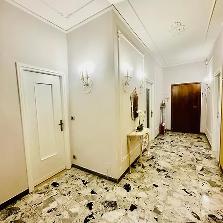 Apartment Opera In Verona